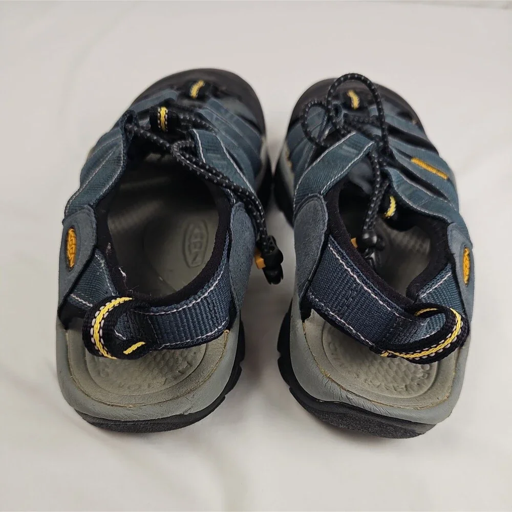 KEEN Newport H2 Men 9.5 Gray Yellow Water Hiking Sandals 1008399